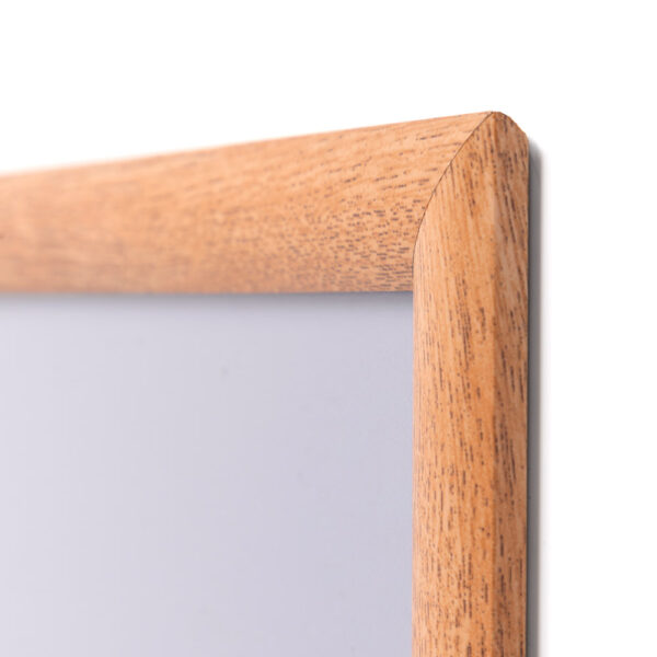 25 mm Snap Frame Mitred Corners A4 Wood