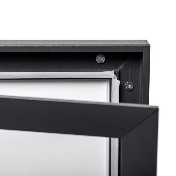 SCS2xA4C7016JS_6.jpg Indoor Lockable Showcase Silver 2x A4 RAL7016