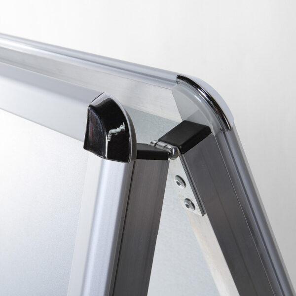 A-Board 32 mm Weather Resistant Round Corners A2